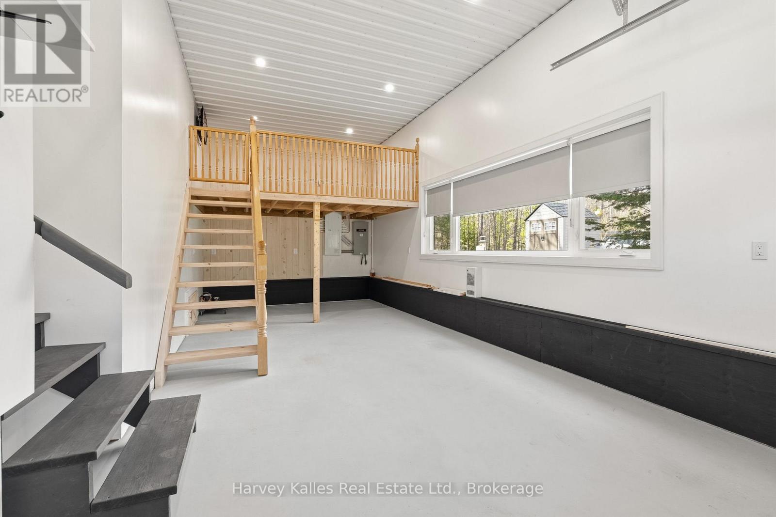 41 SUNSET COVE ROAD
