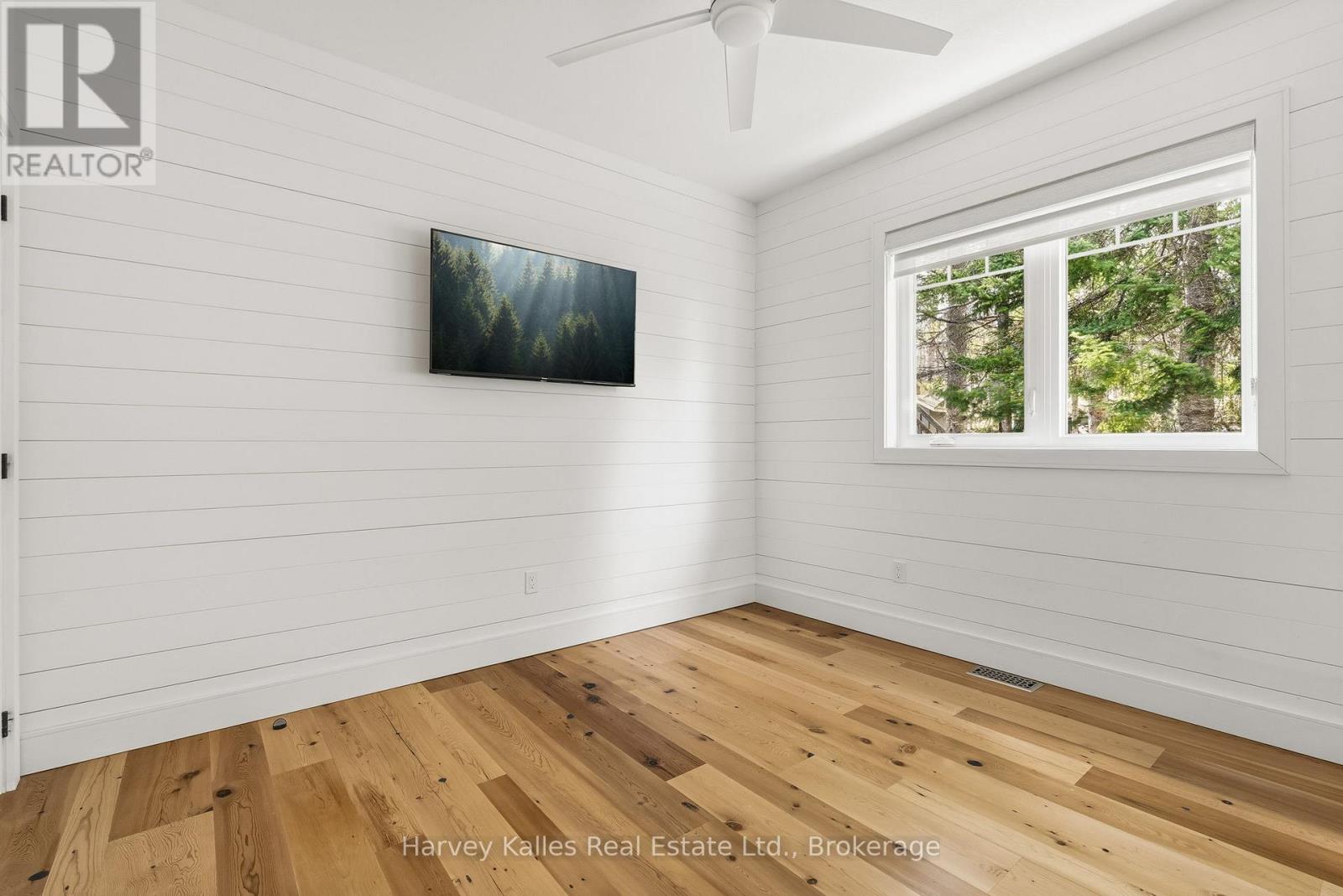41 SUNSET COVE ROAD