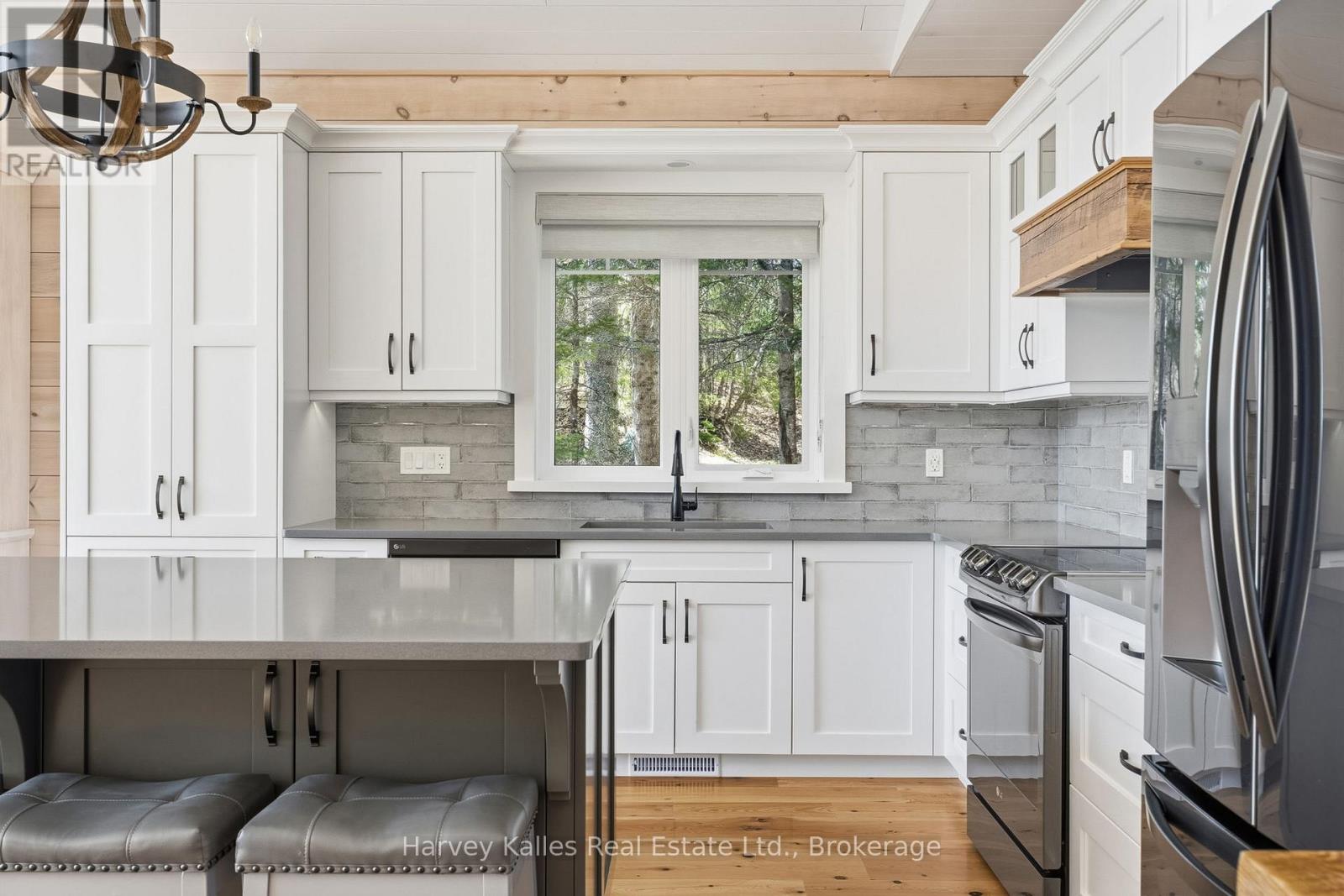 41 SUNSET COVE ROAD
