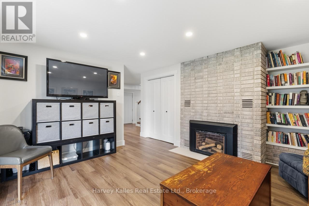 14 CURLING ROAD