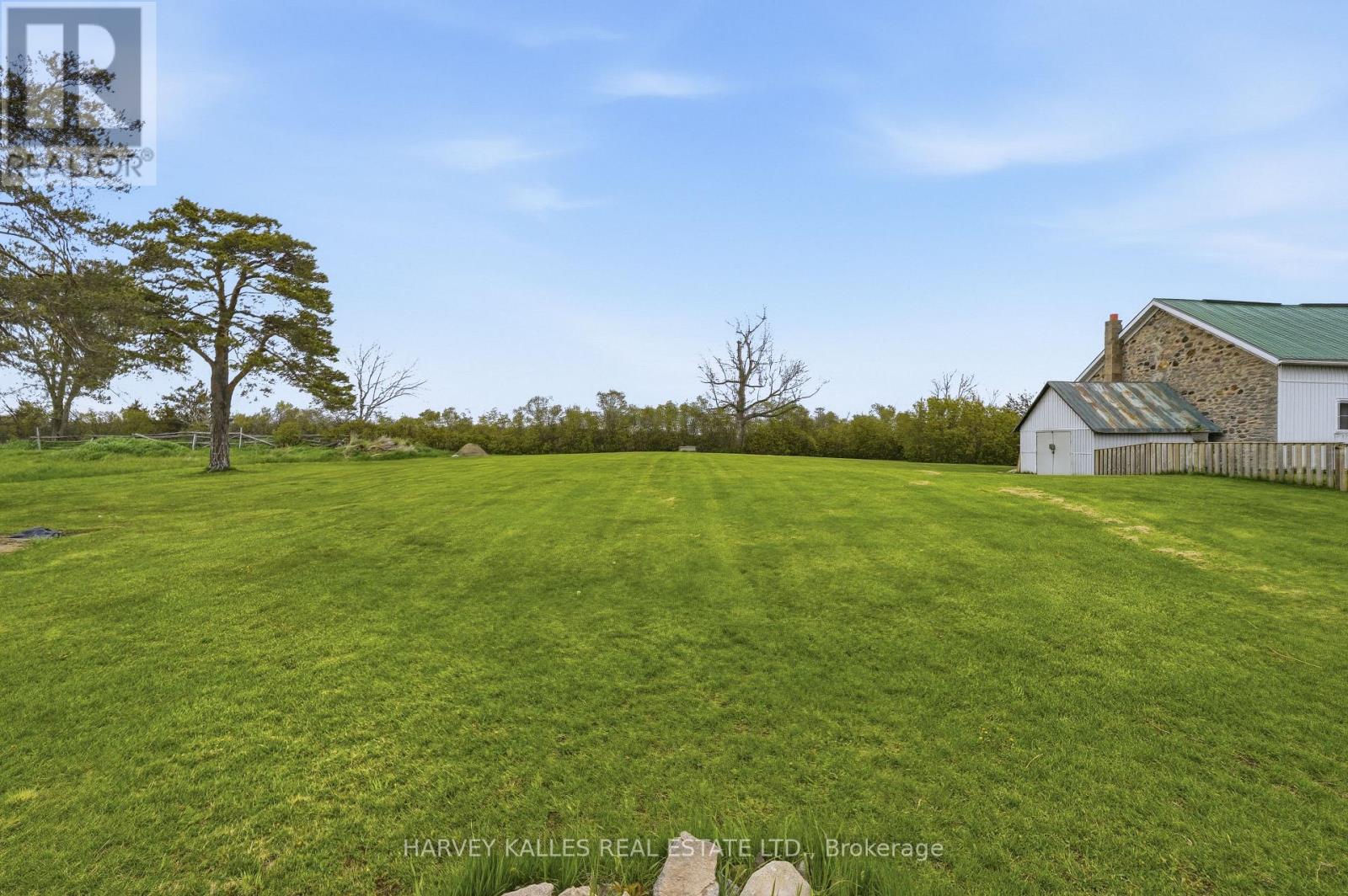 8 SCHOOL HOUSE ROAD
