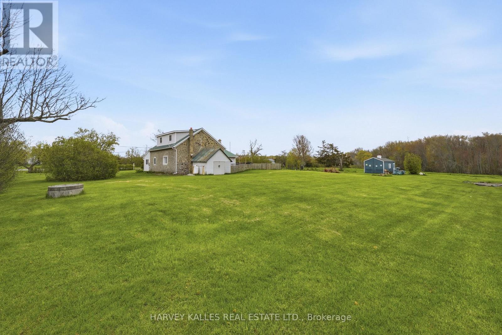 8 SCHOOL HOUSE ROAD