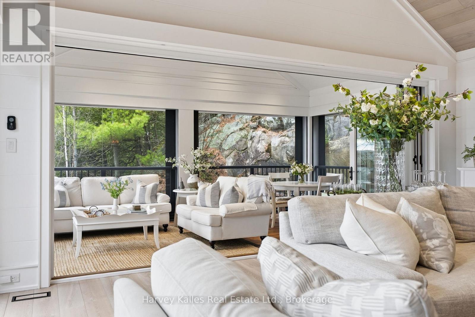 800 BIG ISLAND