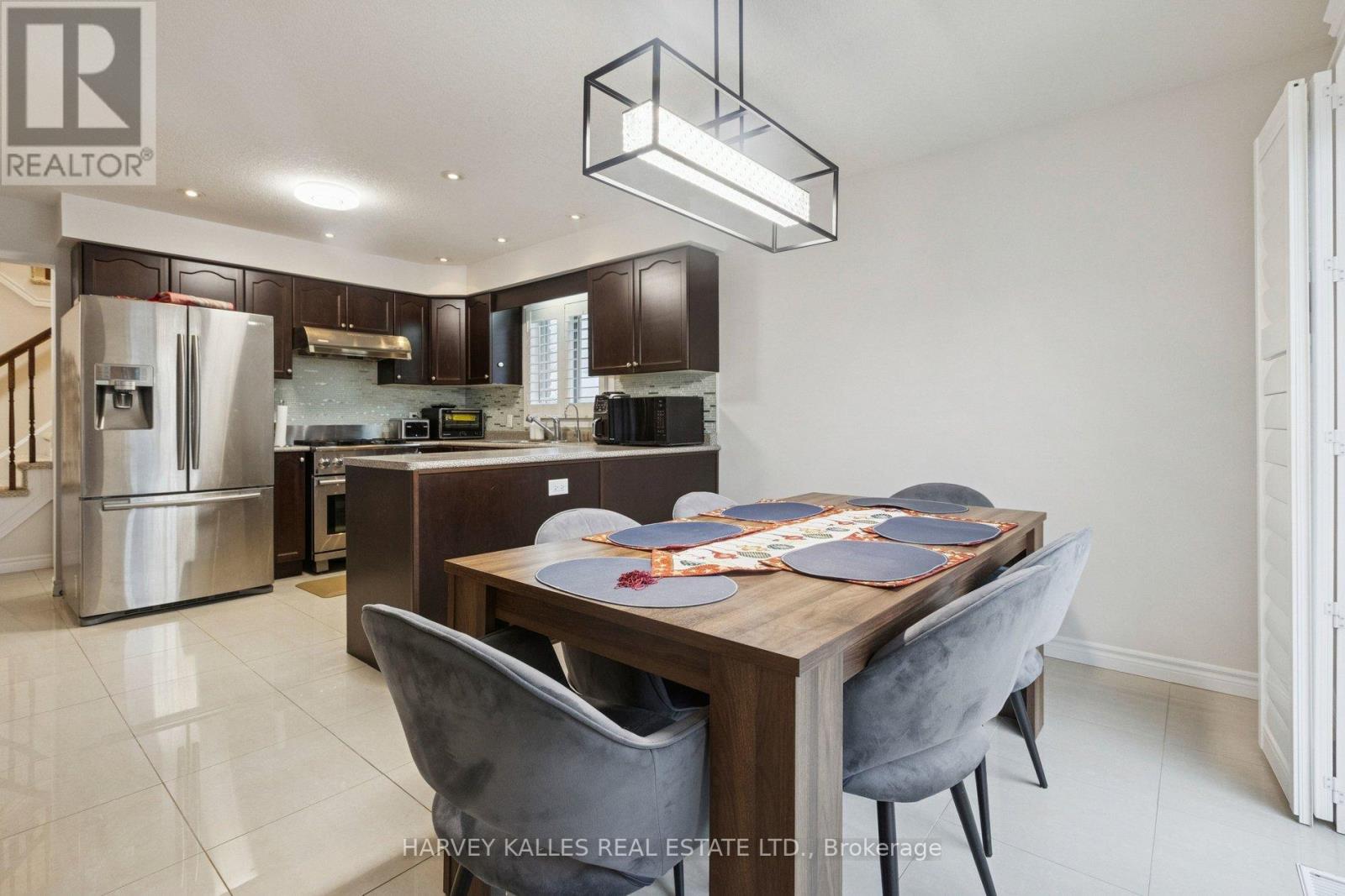 409 TEALBY CRESCENT