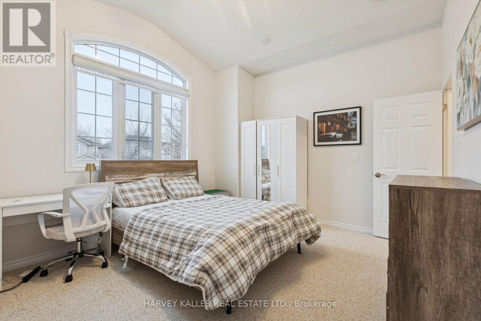 409 TEALBY CRESCENT