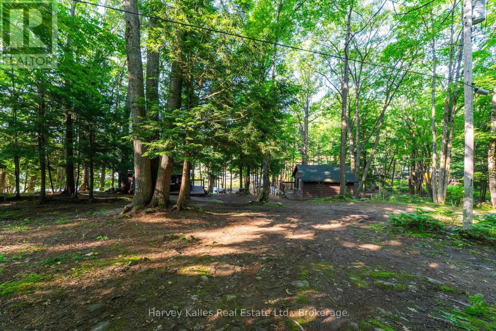 4 - 1254 BARLOCHAN ROAD
