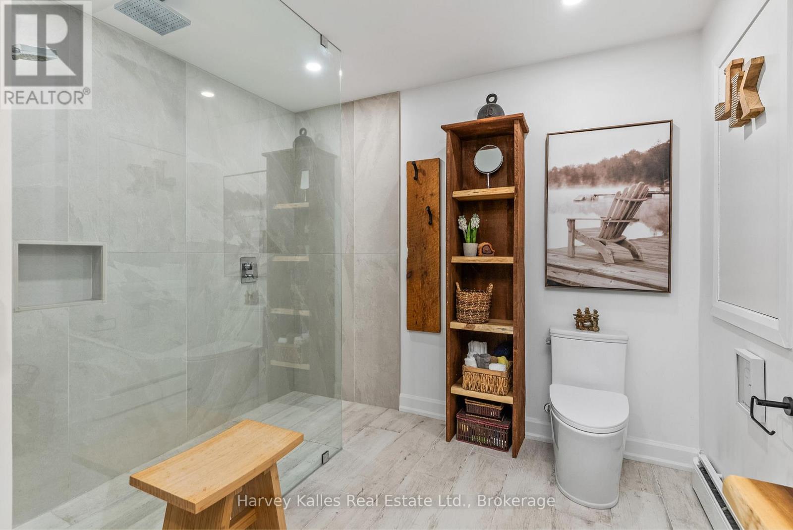 157 CHALET CRESCENT