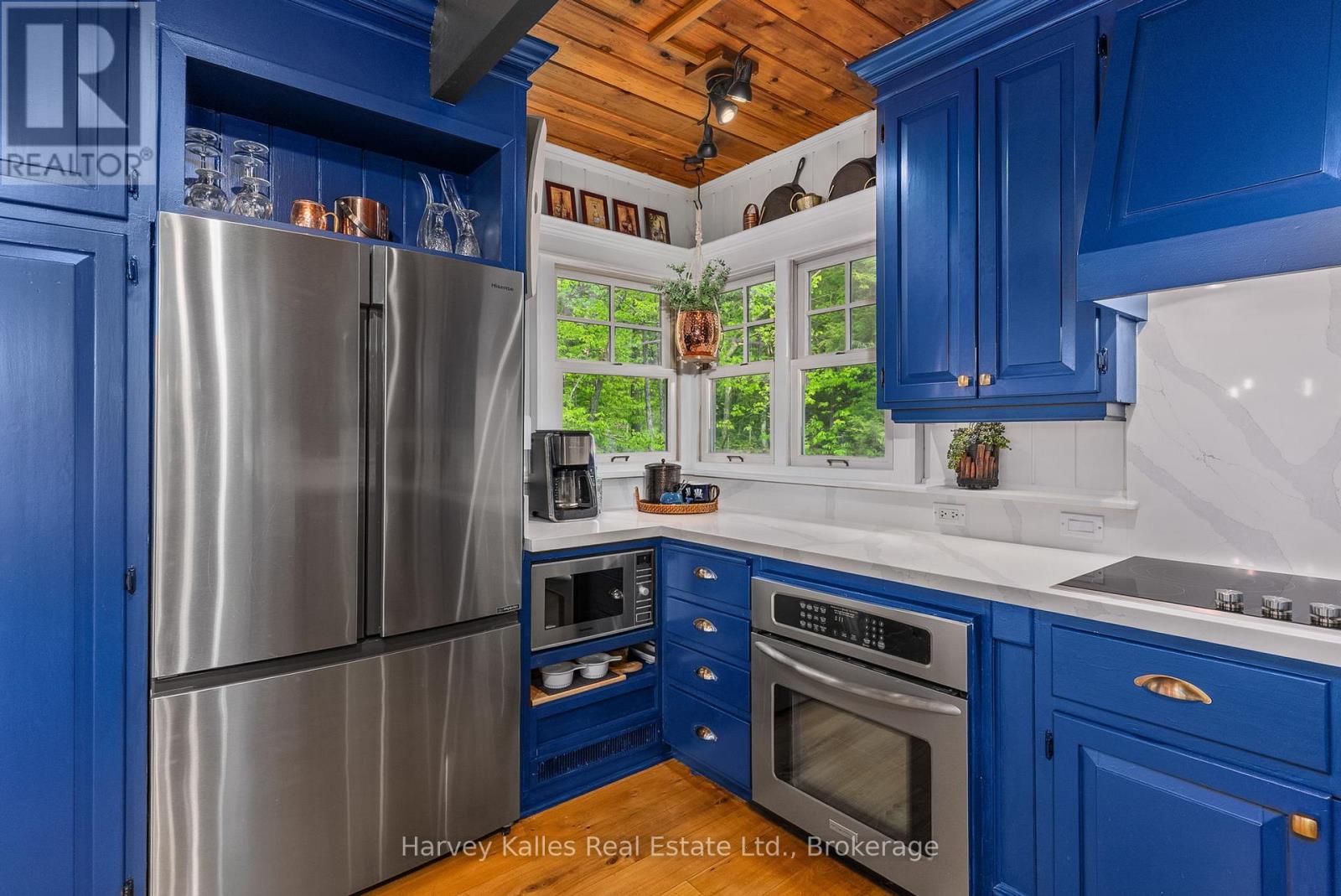 157 CHALET CRESCENT