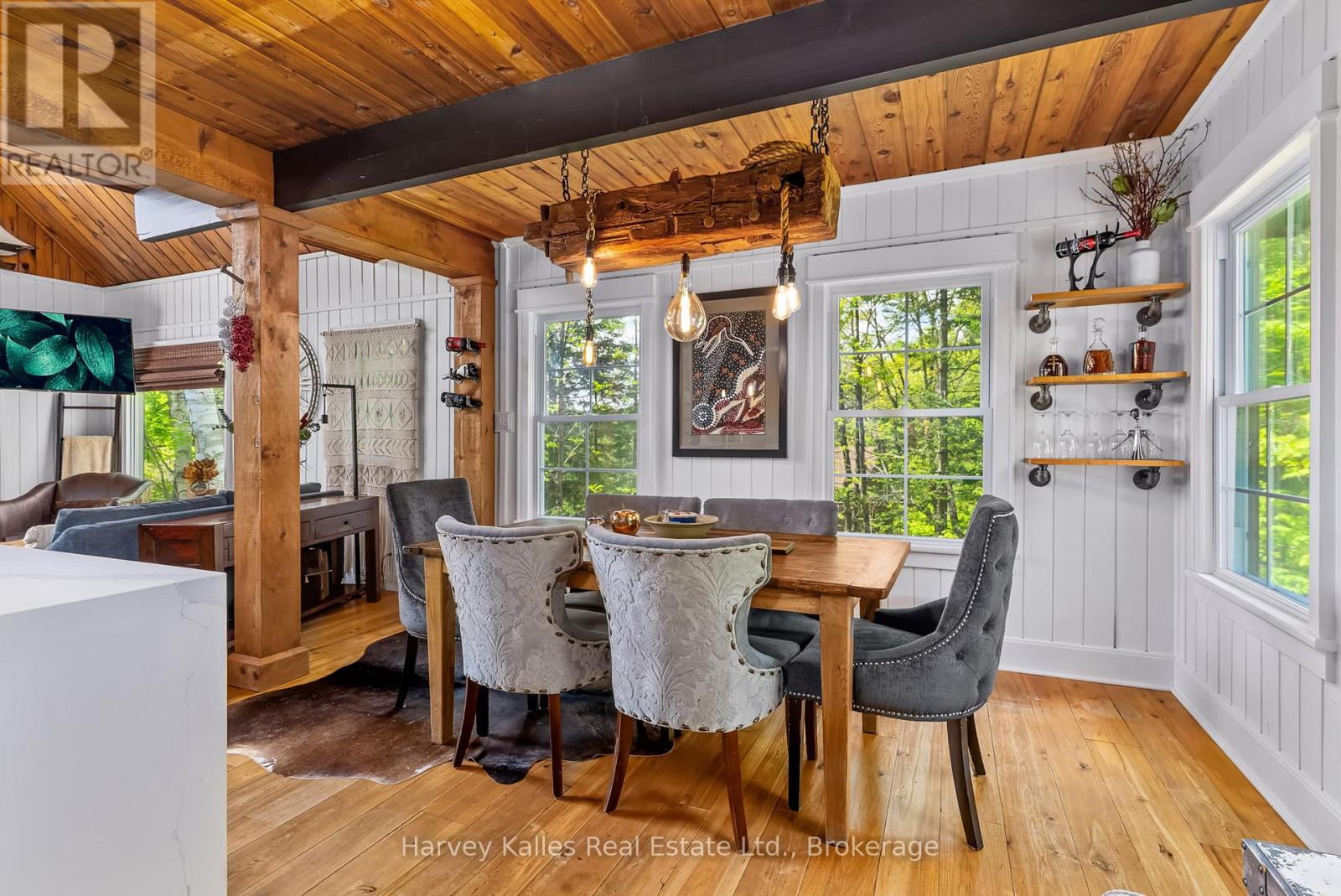 157 CHALET CRESCENT