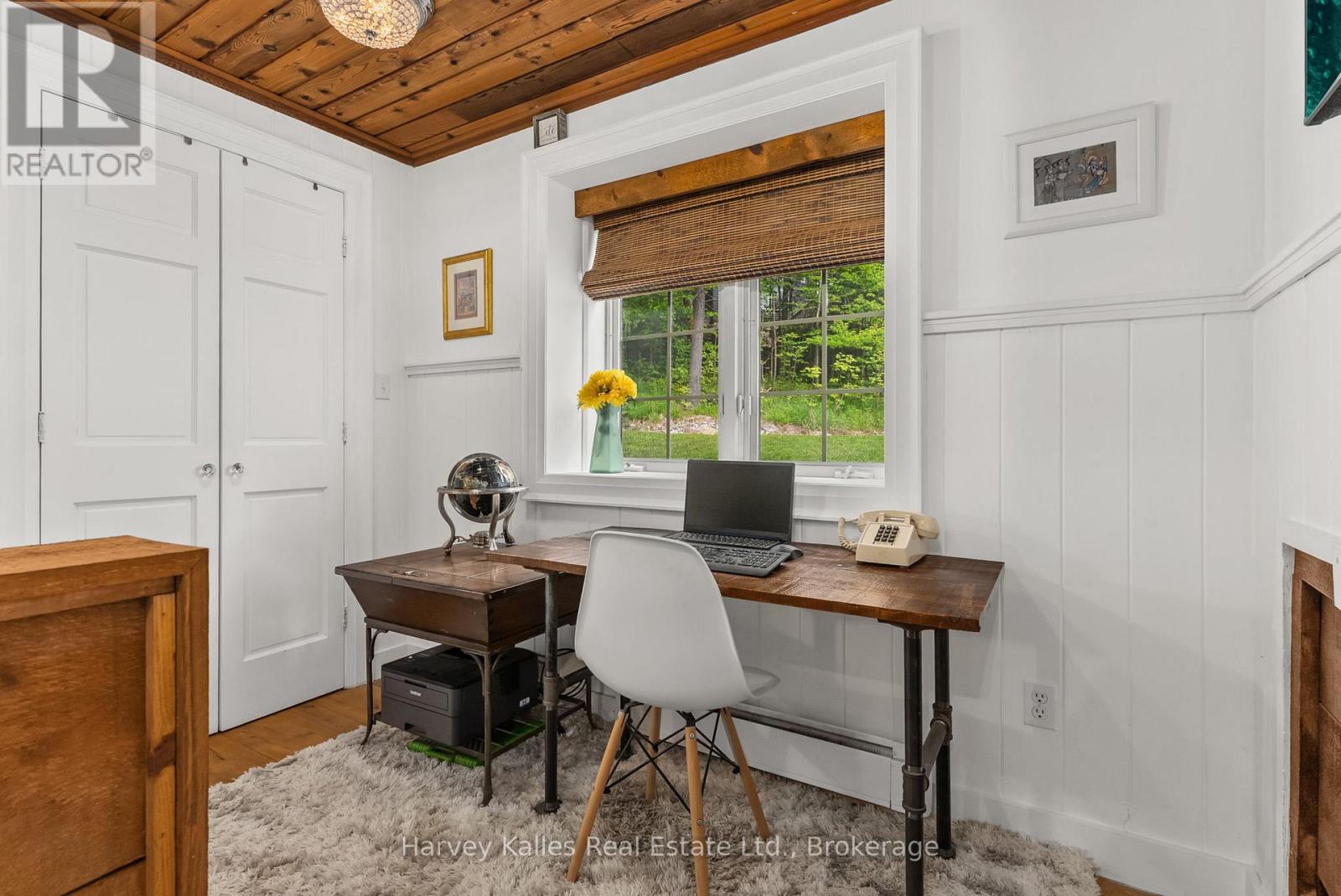 157 CHALET CRESCENT