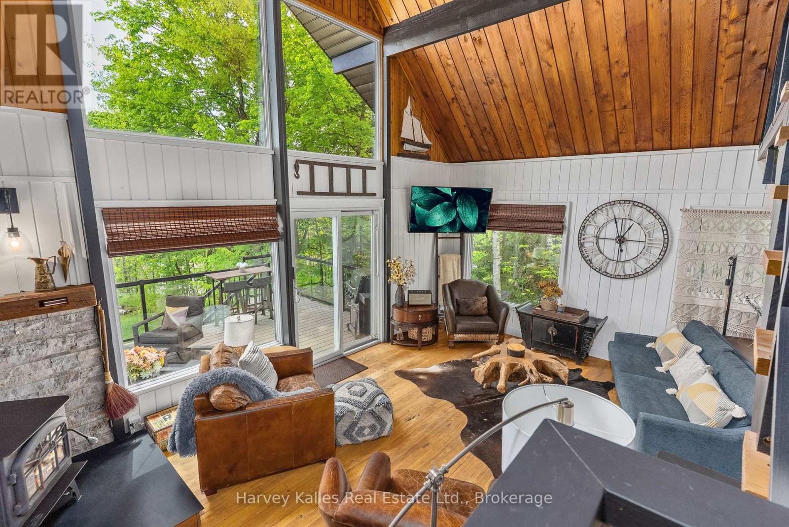 157 CHALET CRESCENT