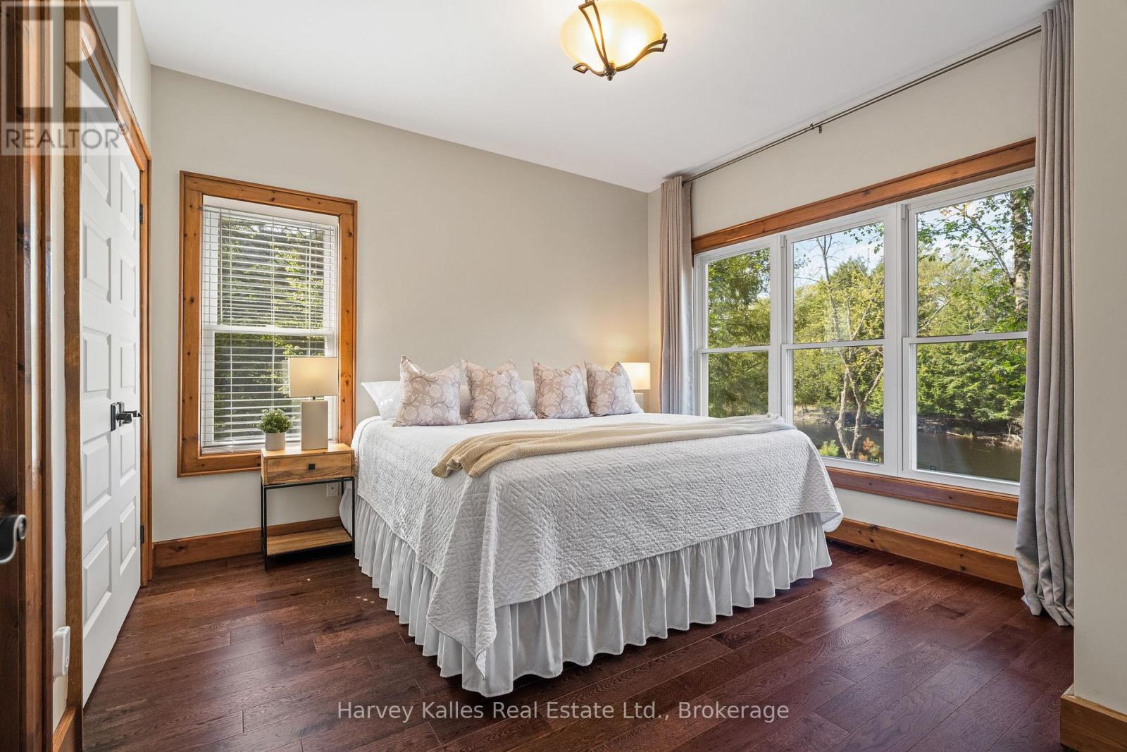 2787 118 MUSKOKA ROAD W