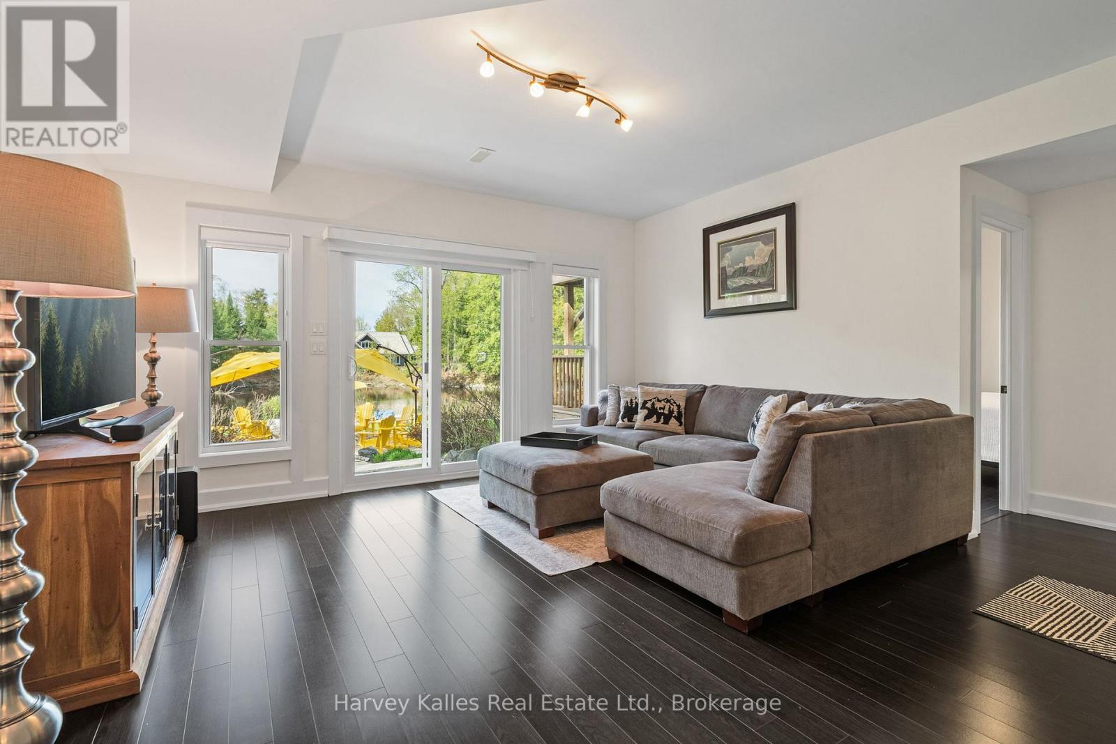 2787 118 MUSKOKA ROAD W