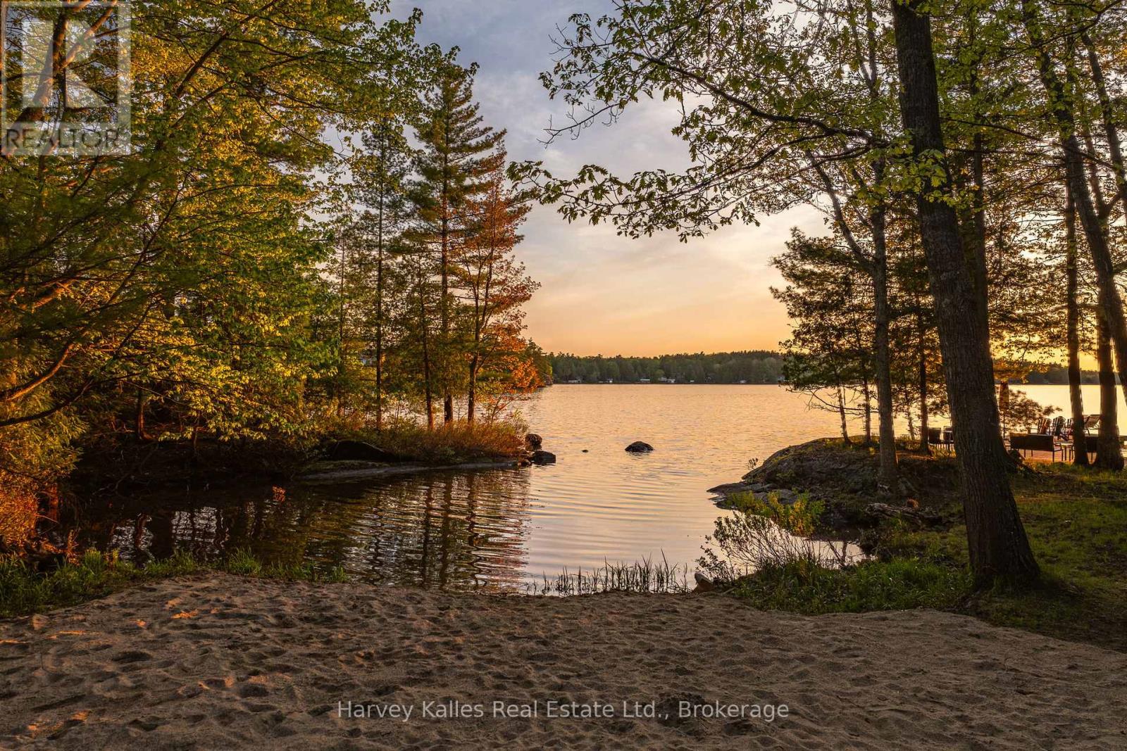 1615 MUSKOKA ROAD N