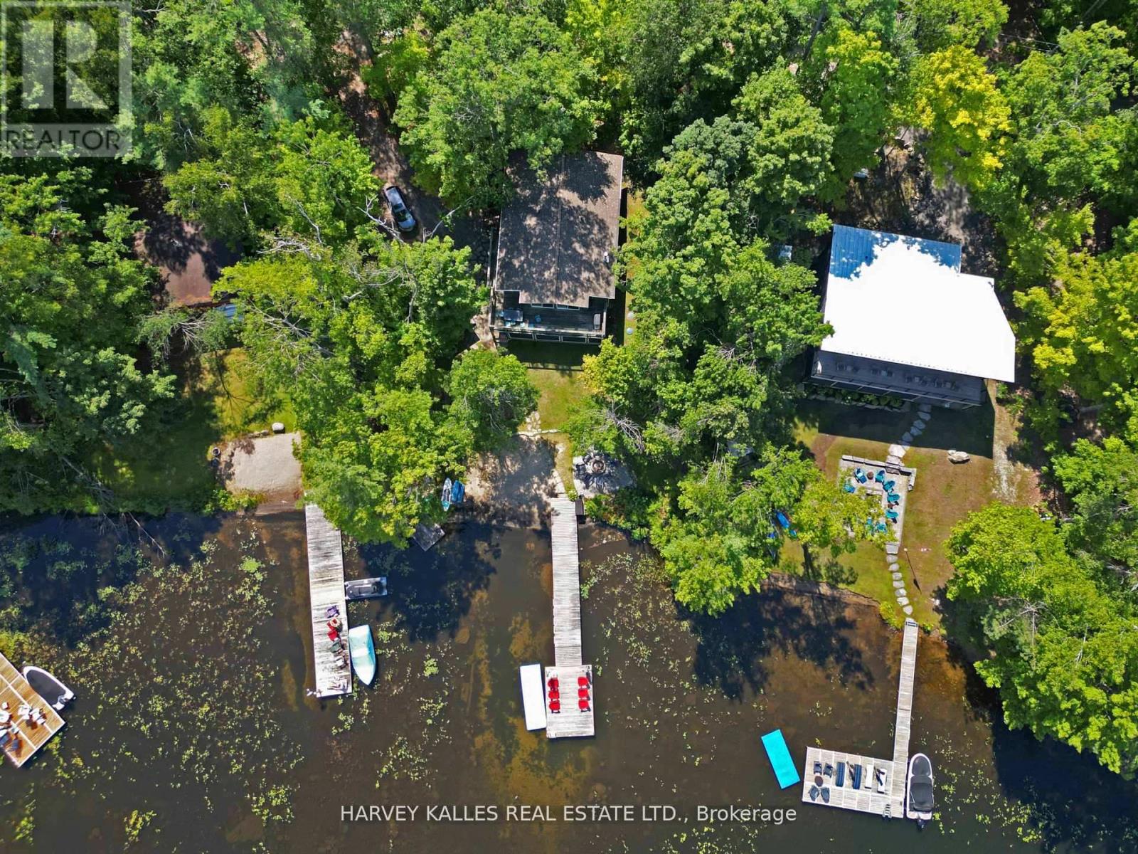 83 PINETREE ROAD