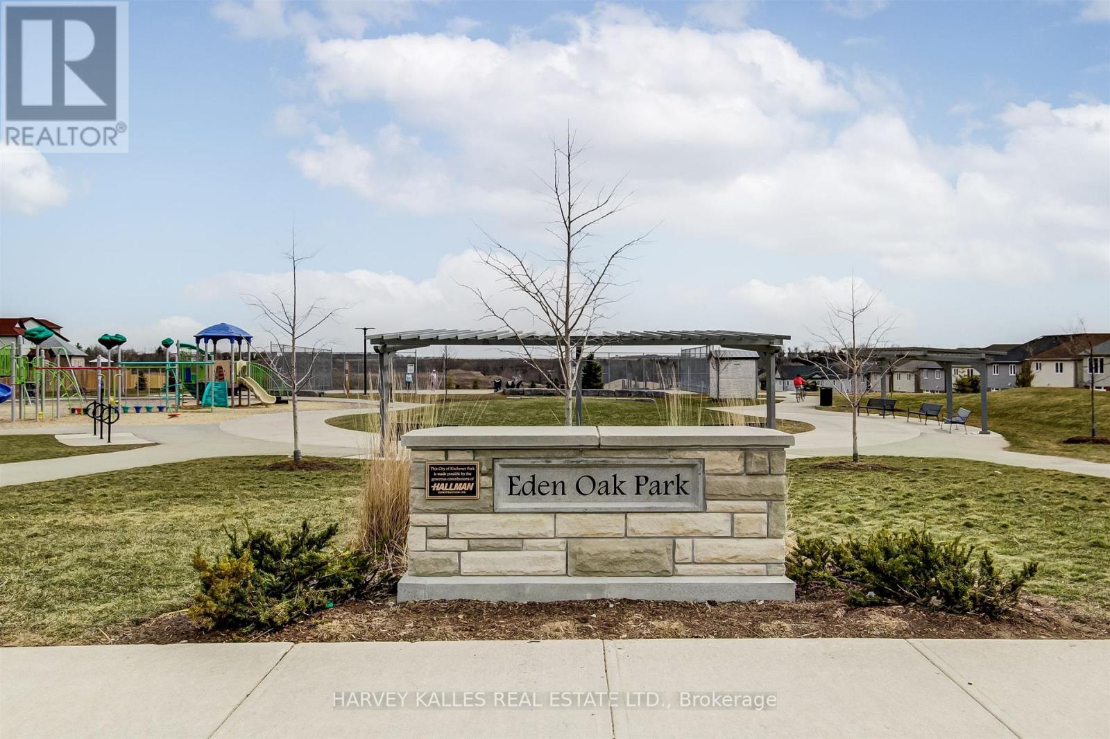 106 EDEN OAK TRAIL