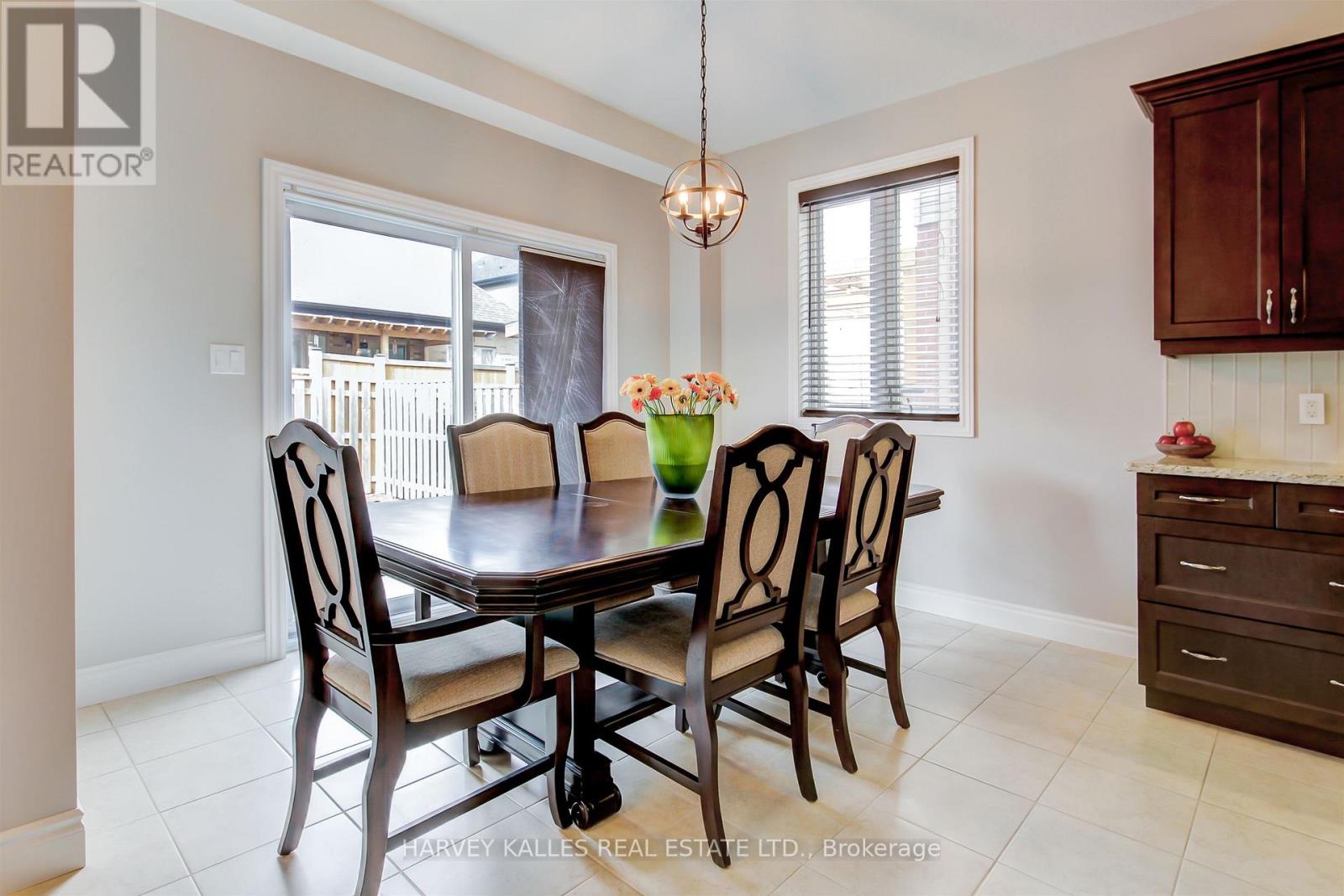 106 EDEN OAK TRAIL