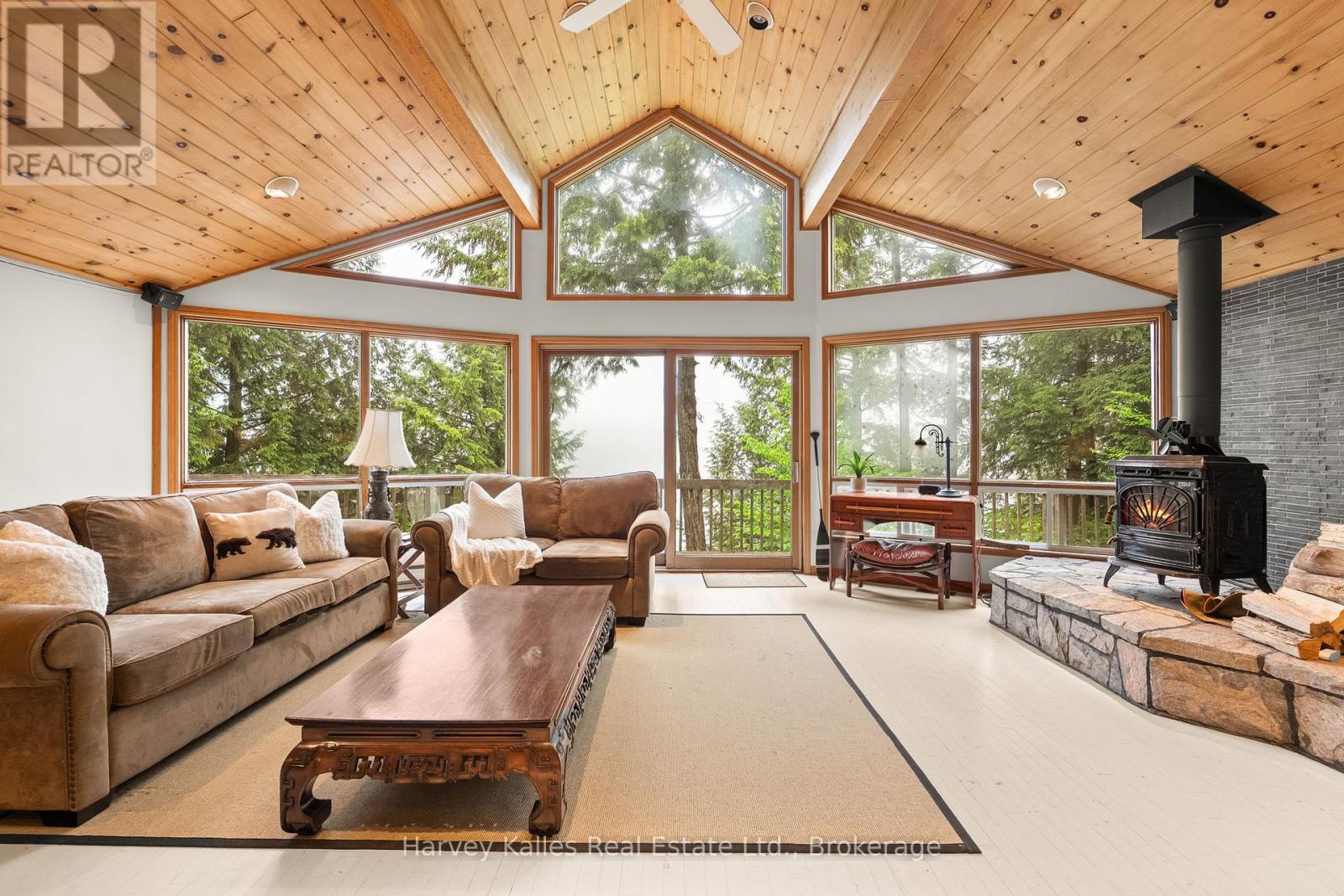 7 BABY LAKE ROAD