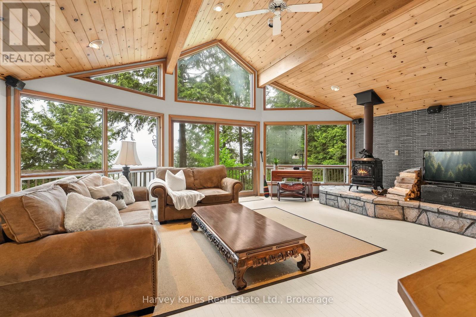 7 BABY LAKE ROAD