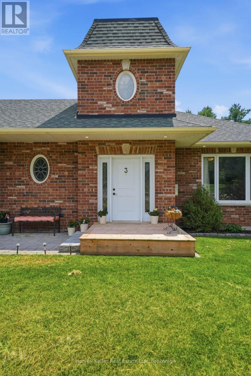 3 CARDINAL COURT