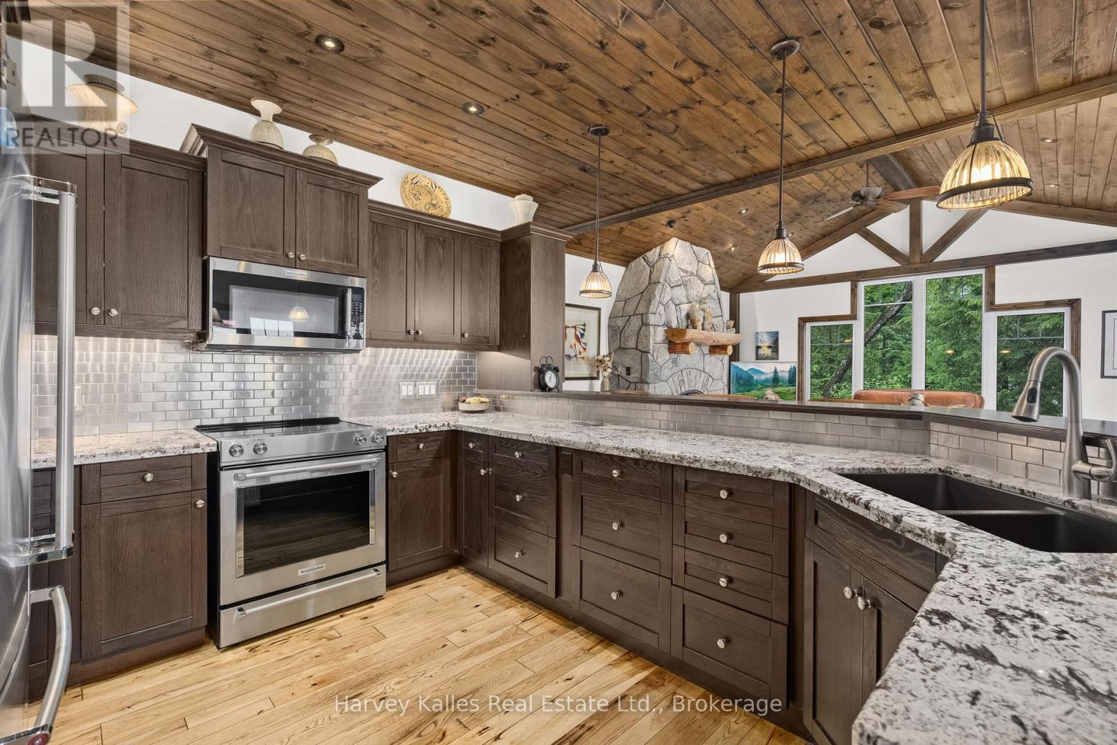 1059 BONA VISTA ROAD