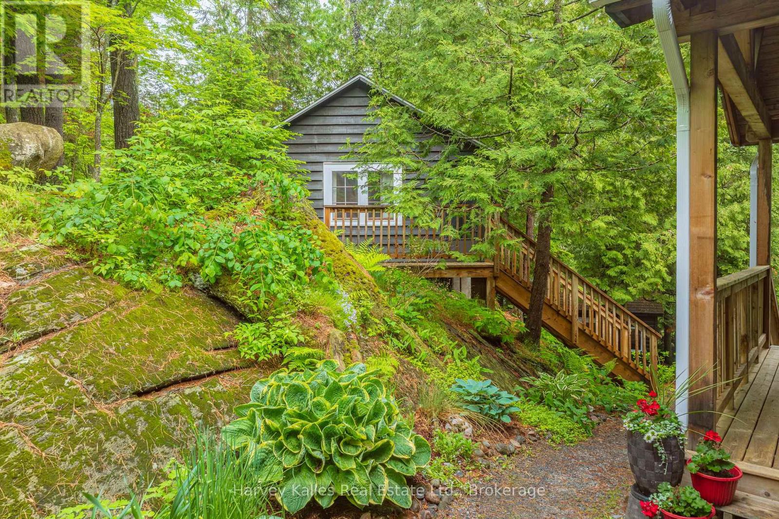 1059 BONA VISTA ROAD