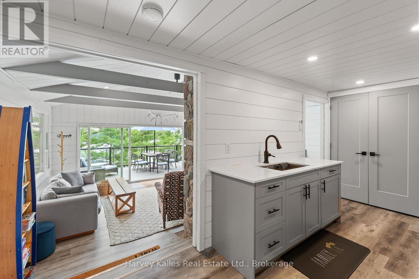 1443 SILVER LAKE ROAD