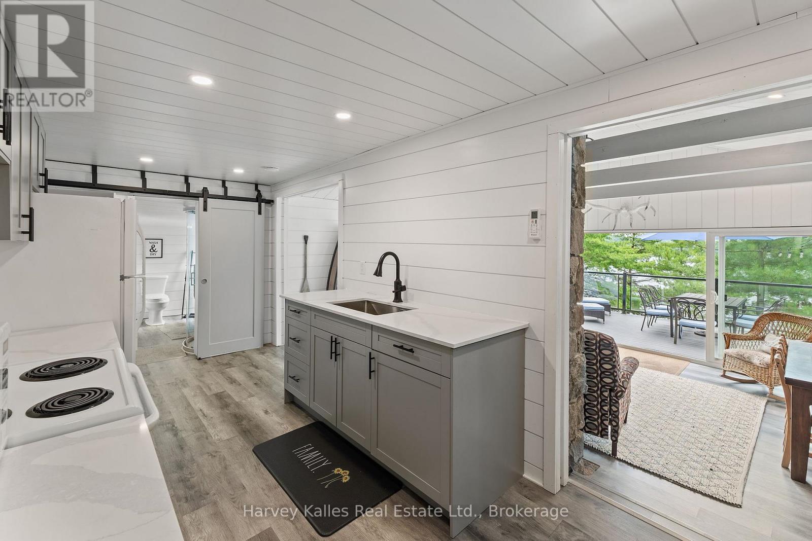 1443 SILVER LAKE ROAD