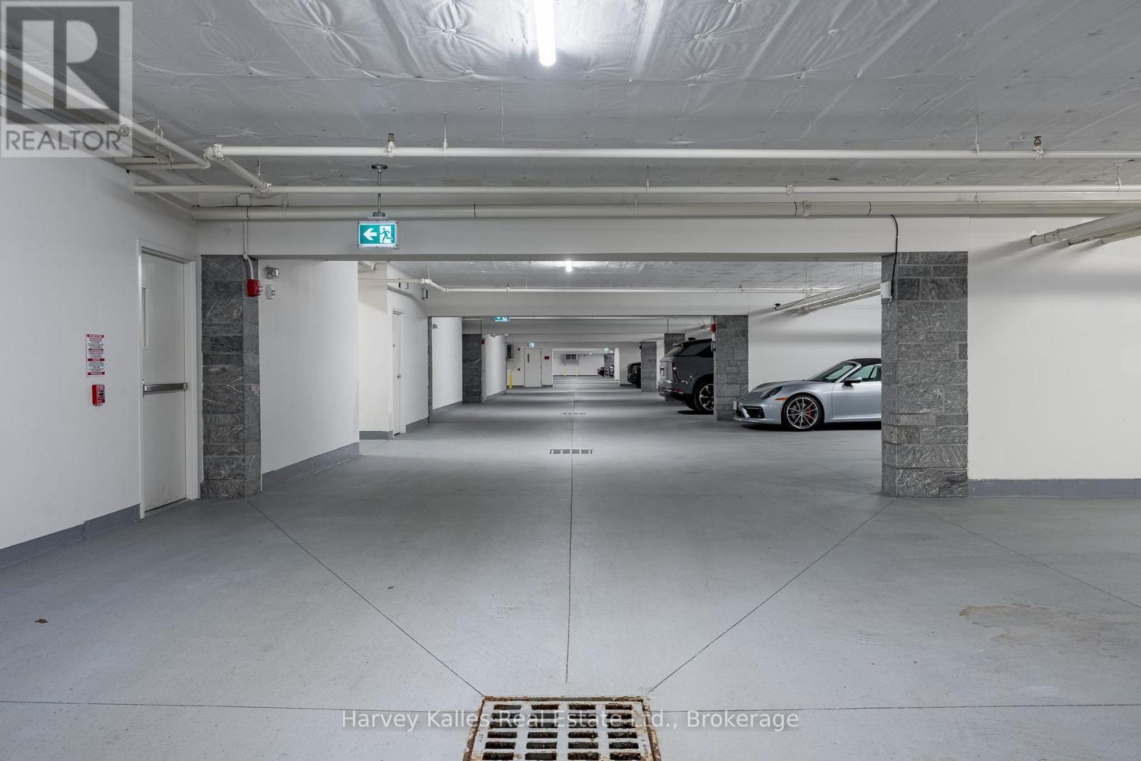 306 - 727 GRANDVIEW DRIVE