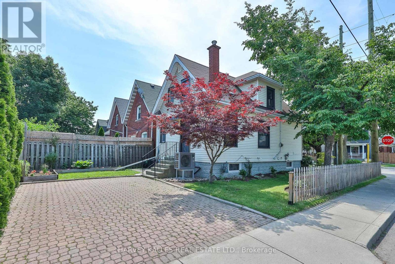 487 DUNSMURE ROAD