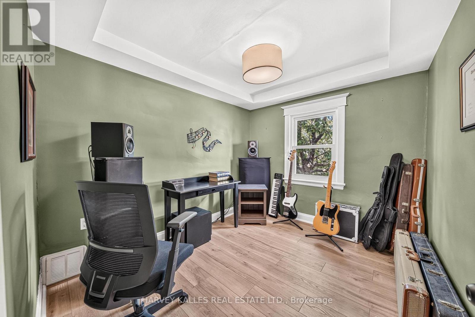 487 DUNSMURE ROAD