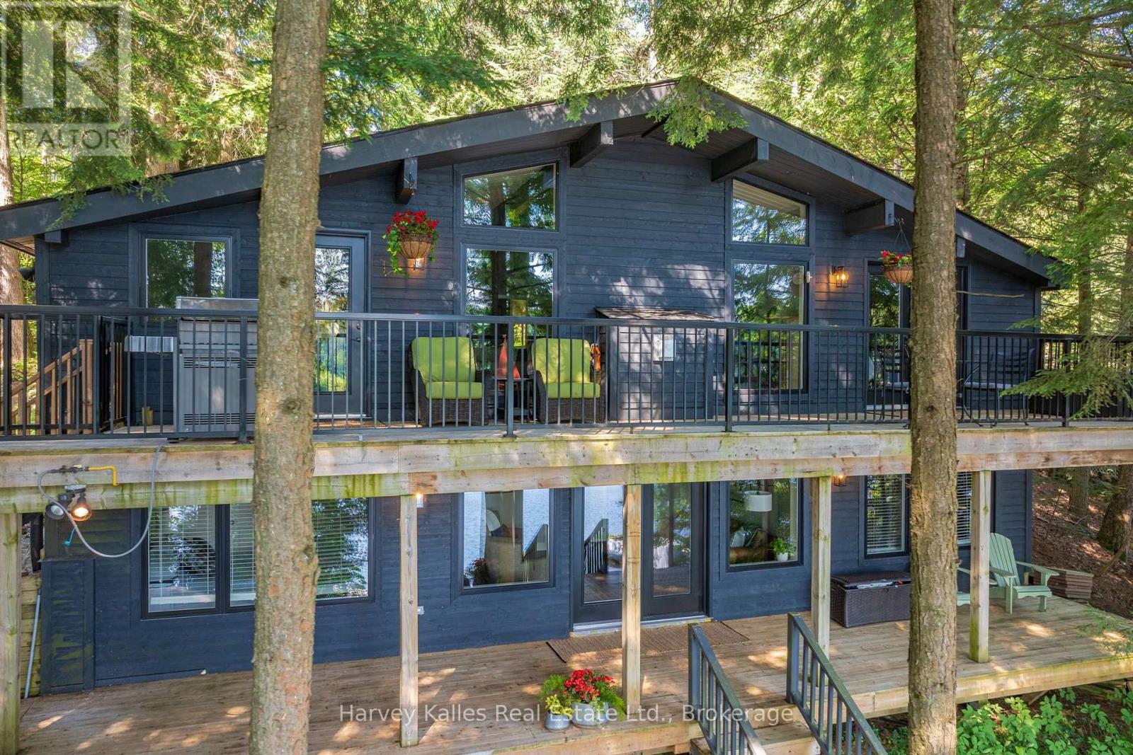 1075 HALLETT ROAD