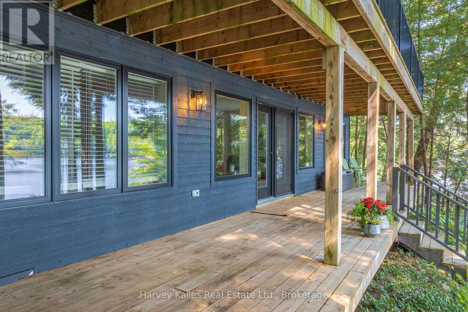 1075 HALLETT ROAD