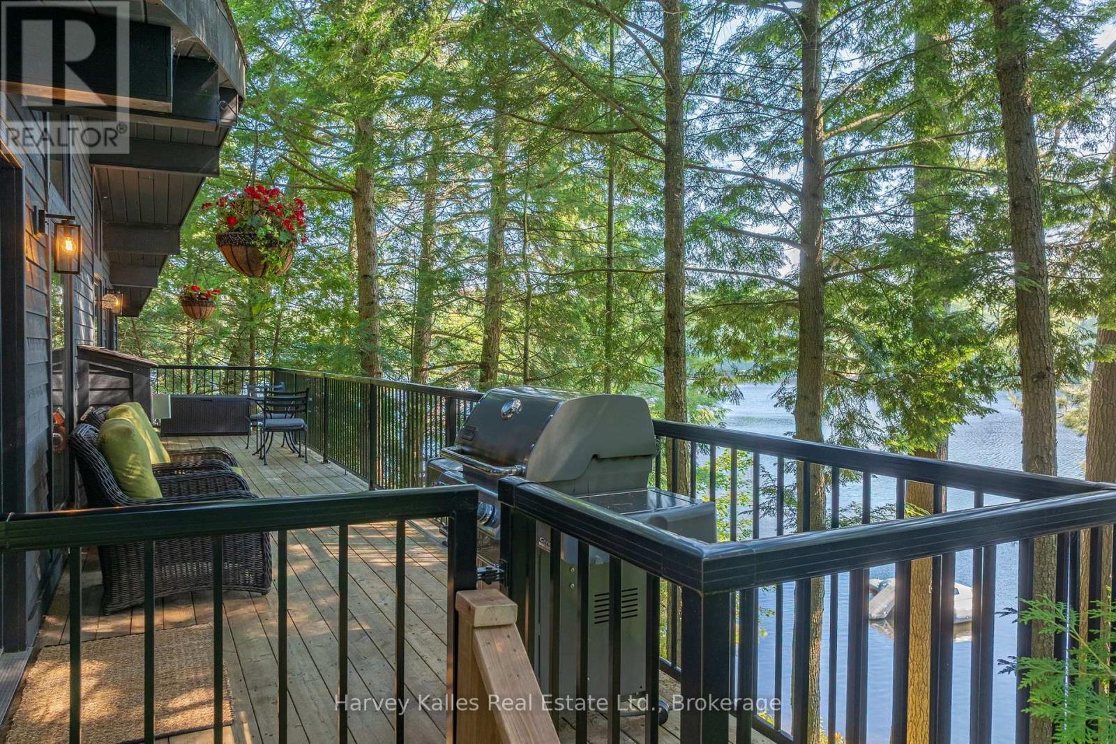 1075 HALLETT ROAD