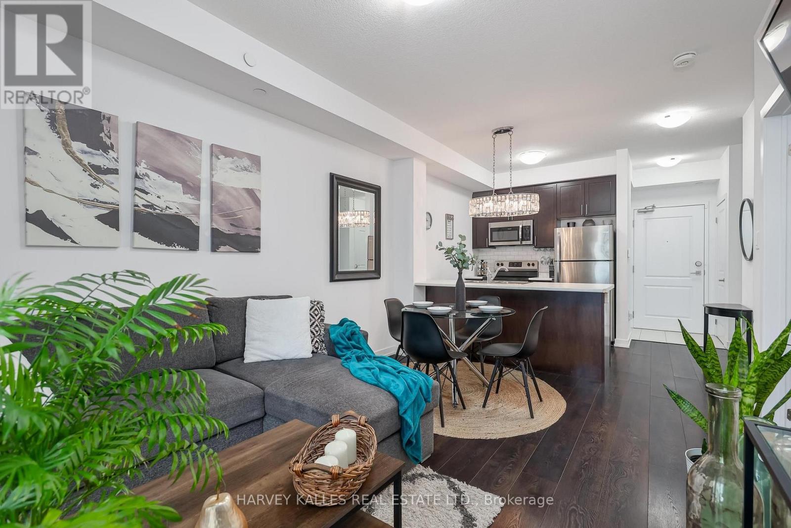 122 - 101 SHOREVIEW PLACE