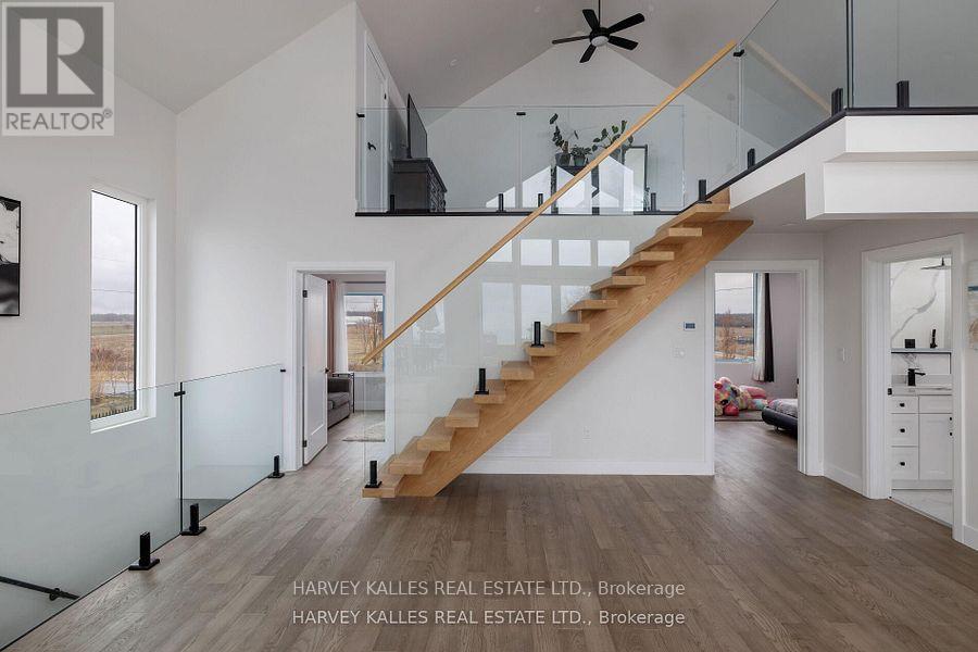 3184 LAKESHORE ROAD