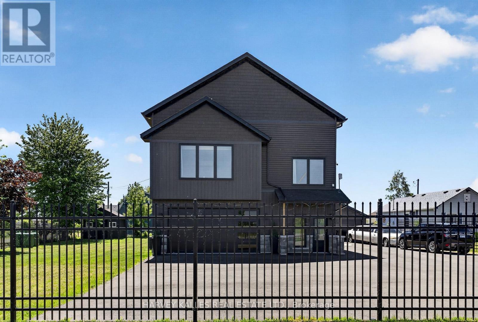 3184 LAKESHORE ROAD