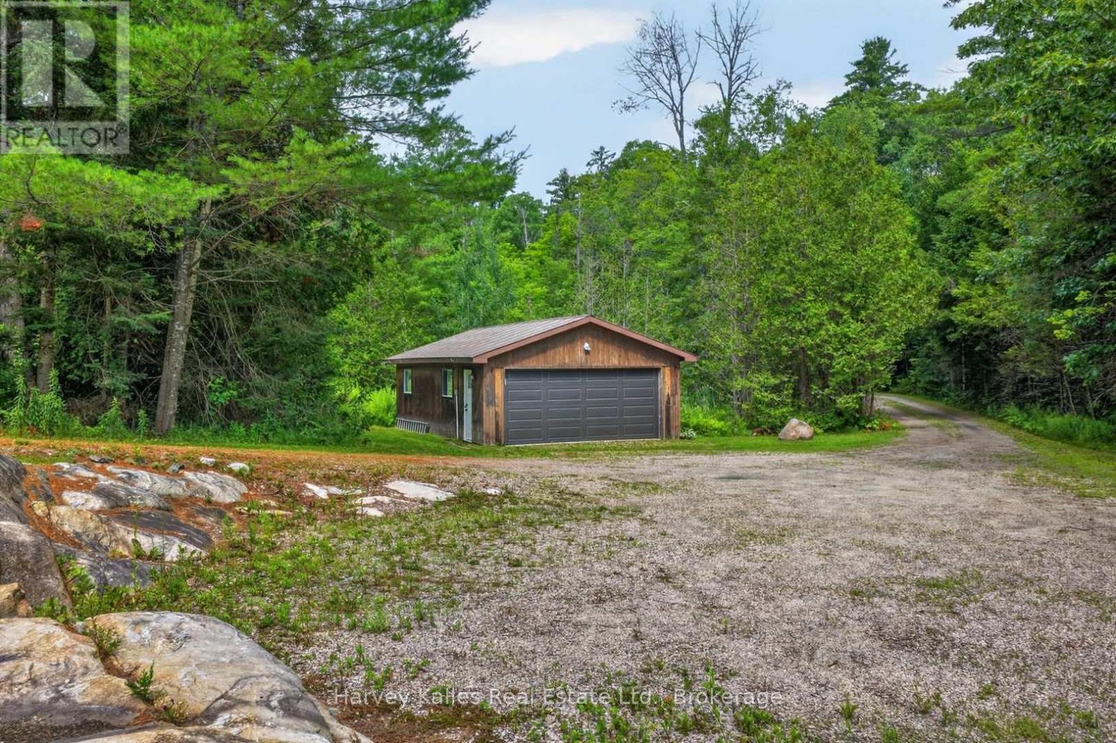 18 FERRIS ROAD