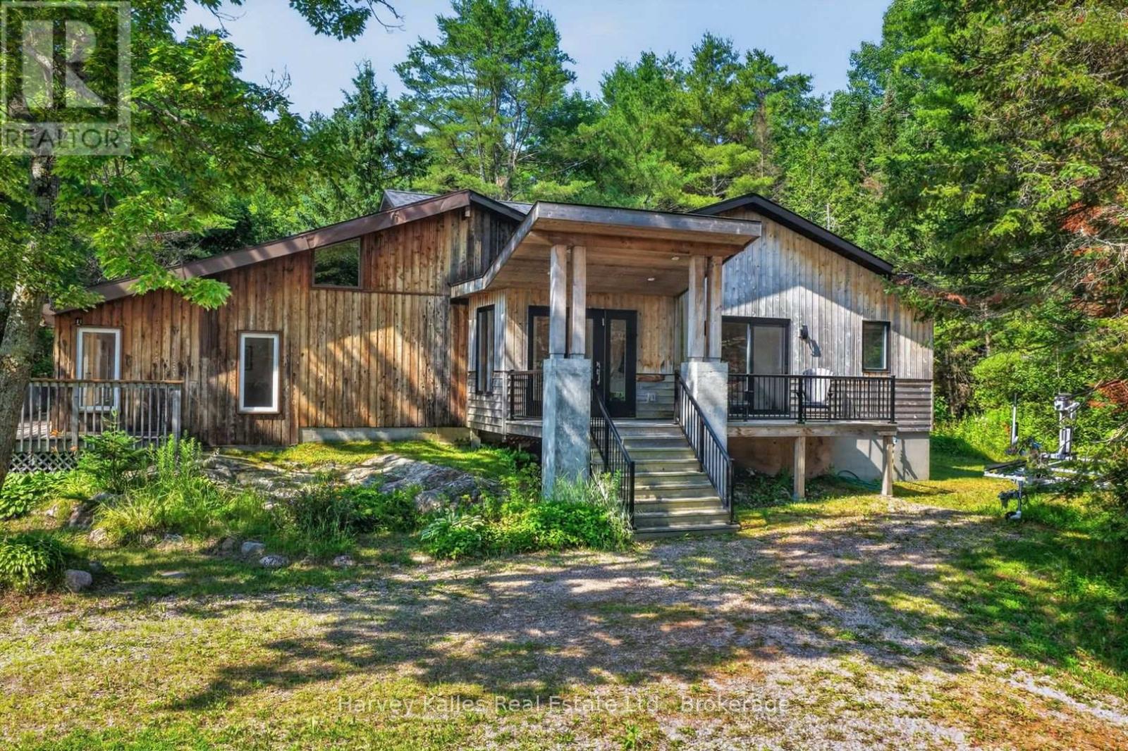 18 FERRIS ROAD