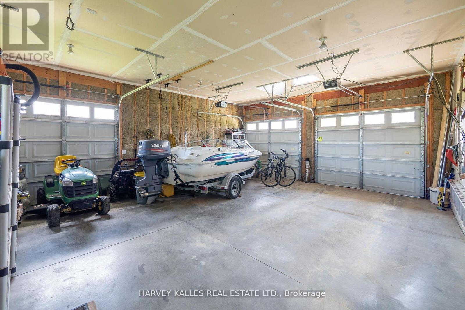 4933 ERAMOSA TOWNLINE N
