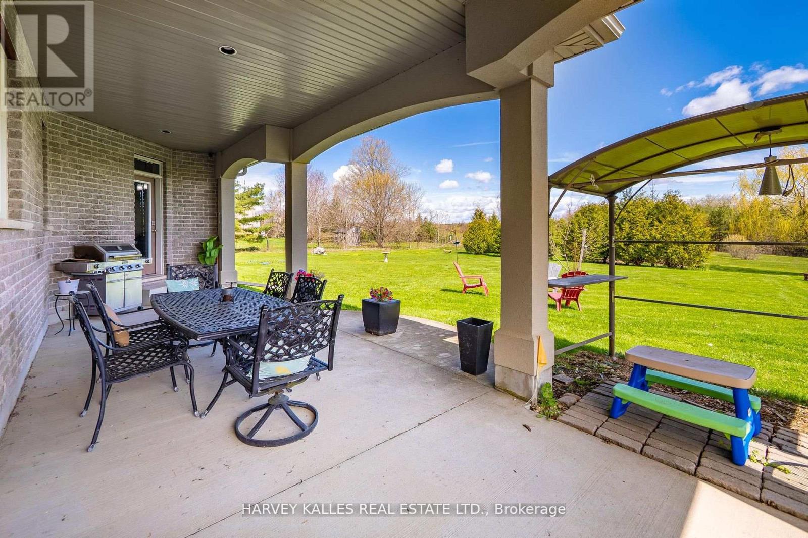 4933 ERAMOSA TOWNLINE N