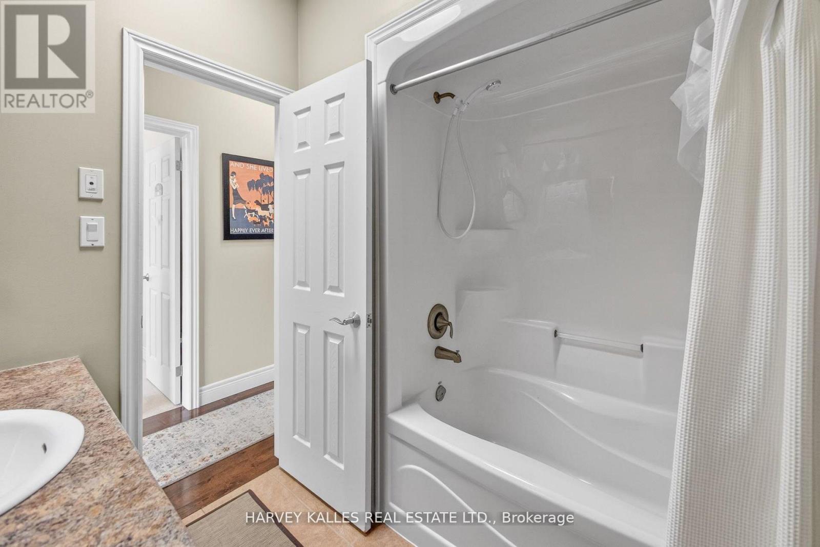4933 ERAMOSA TOWNLINE N