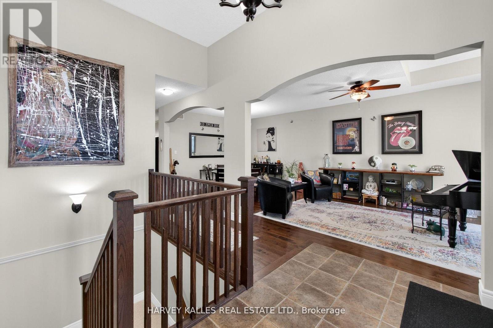 4933 ERAMOSA TOWNLINE N