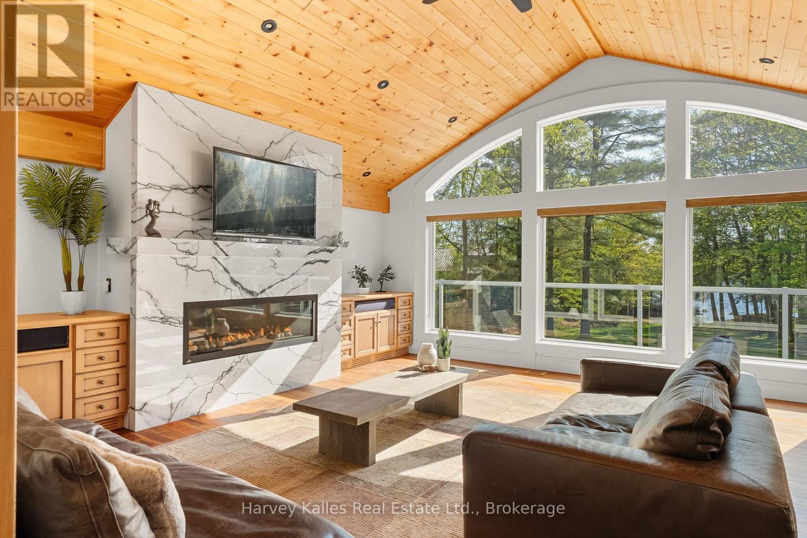 1615 MUSKOKA ROAD N