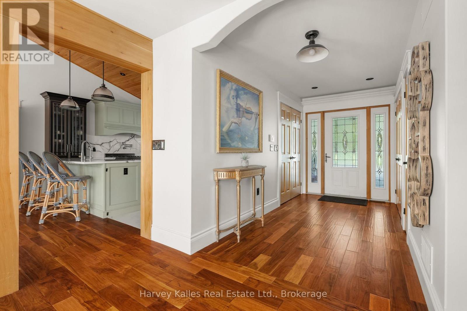 1615 MUSKOKA ROAD N