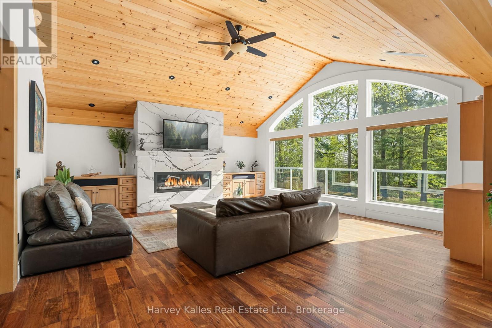 1615 MUSKOKA ROAD N