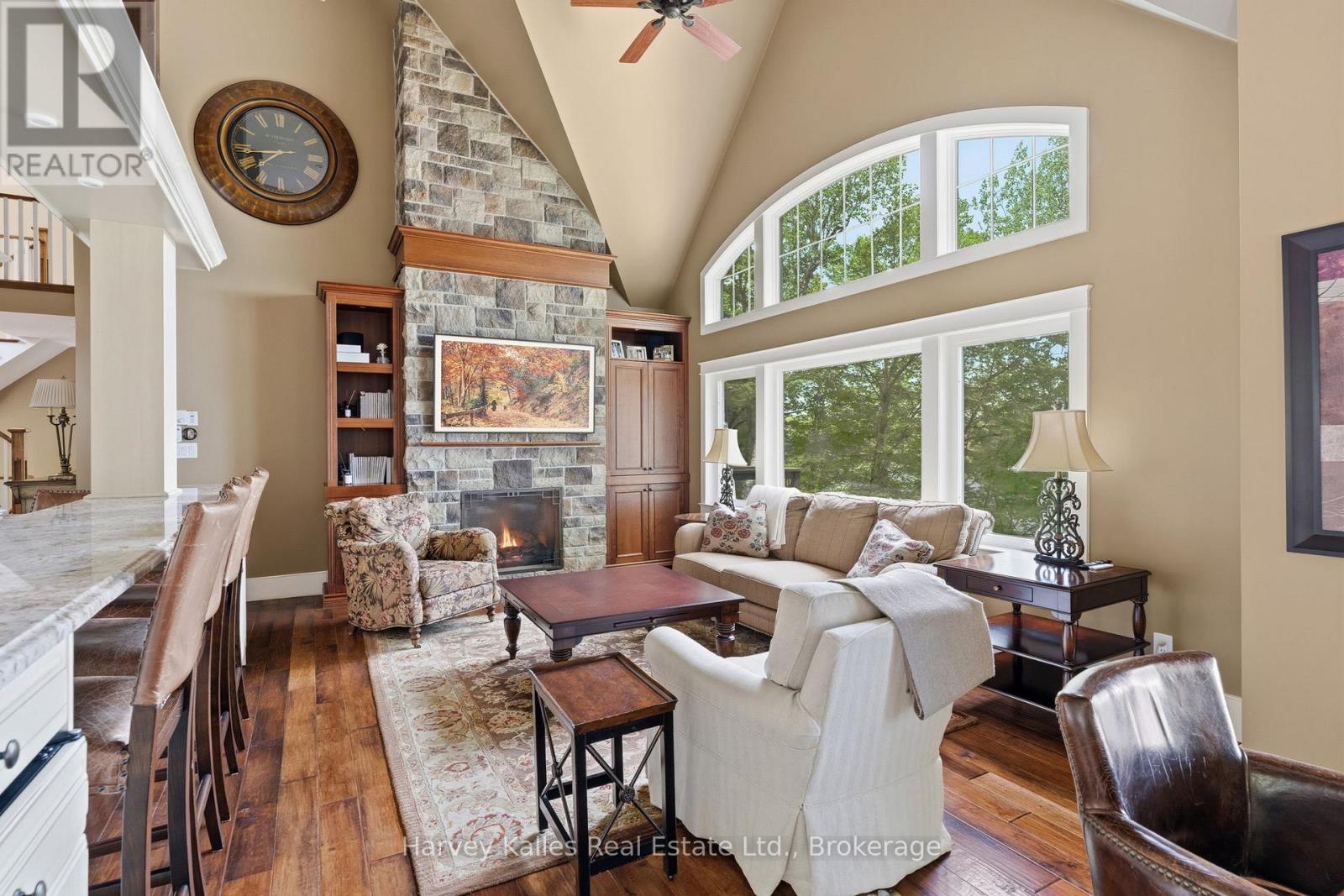 161 TOWN LINE ROAD E