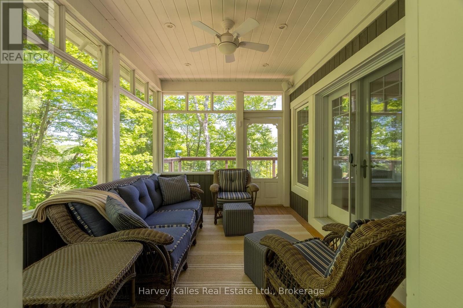 161 TOWN LINE ROAD E