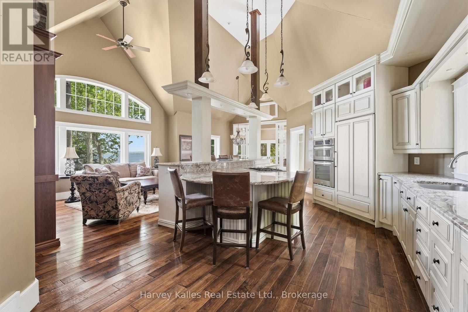 161 TOWN LINE ROAD E