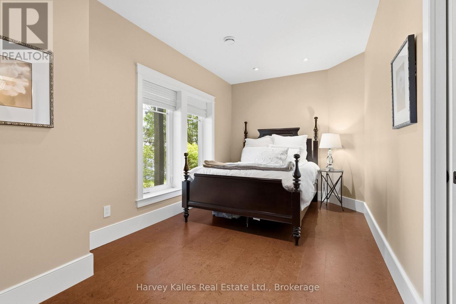 161 TOWN LINE ROAD E